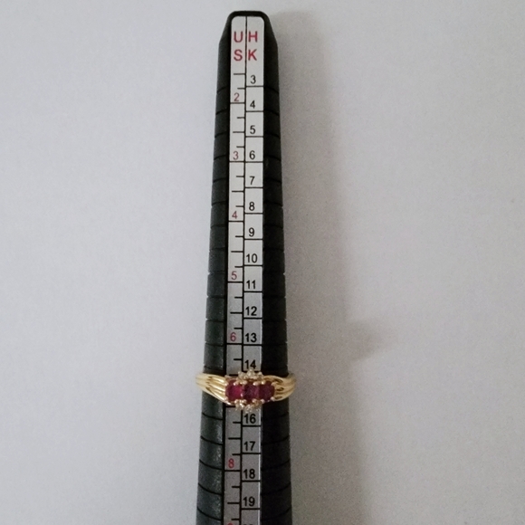 *SOLD* Ruby & Diamond 14k Solid Gold Ring Size US 6.5 - Picture 3 of 5